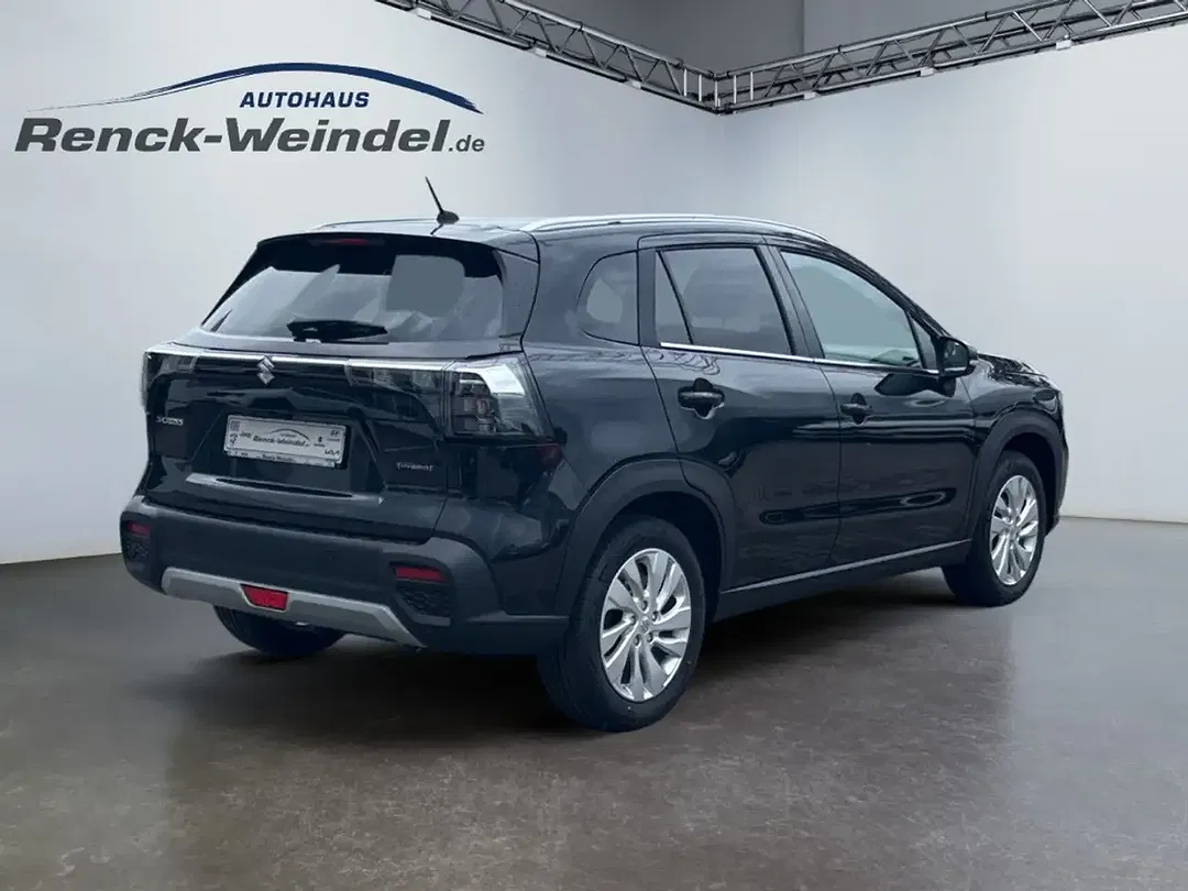 Suzuki SX4 S-Cross - Thumbnail 10
