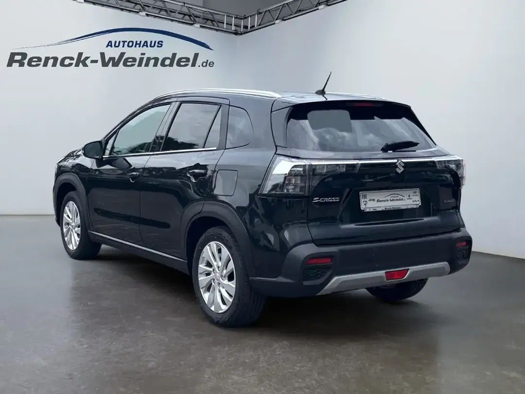 Suzuki SX4 S-Cross - Thumbnail 8