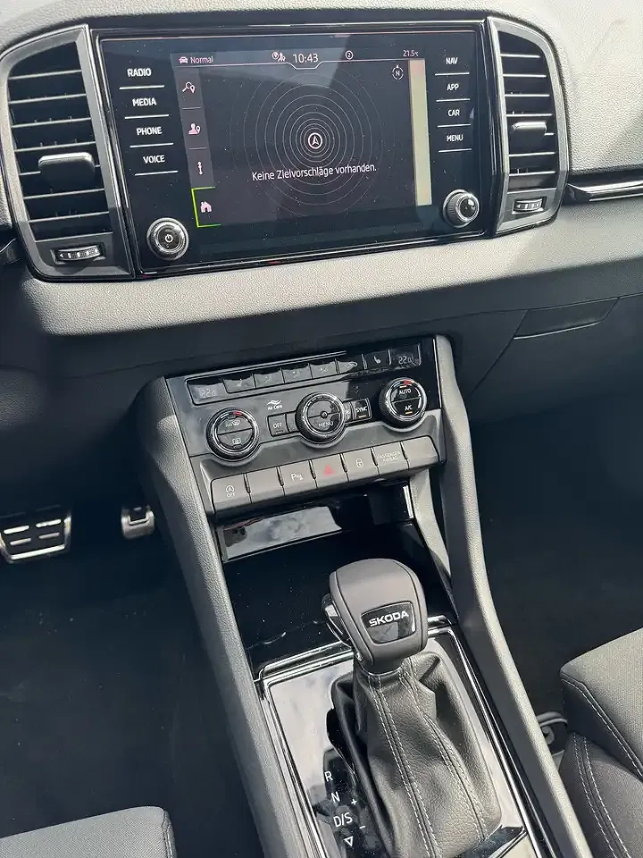 Skoda Karoq - Thumbnail 14