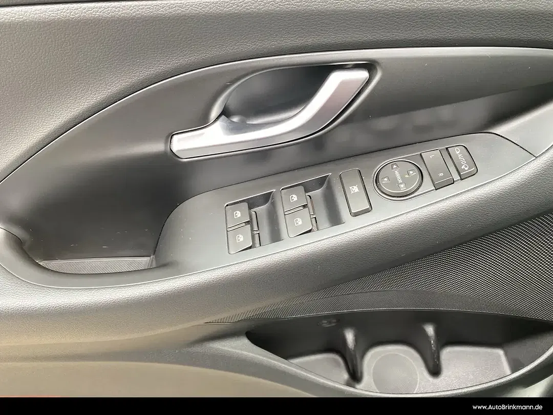 Hyundai i30 - Thumbnail 10