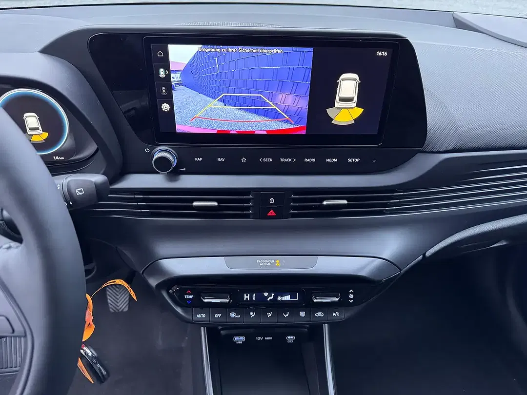 Hyundai i20 - Thumbnail 12