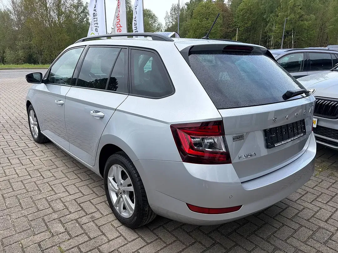 Skoda Fabia - Thumbnail 7