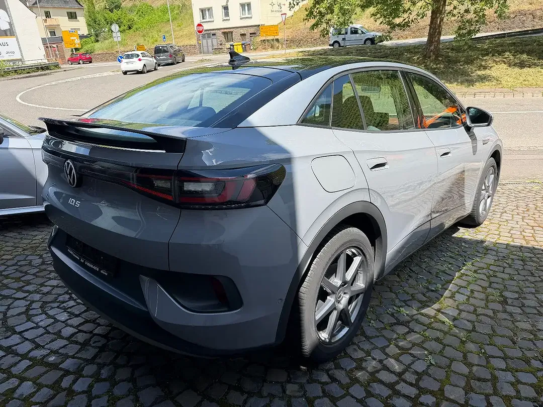 Volkswagen ID.5 - Thumbnail 7