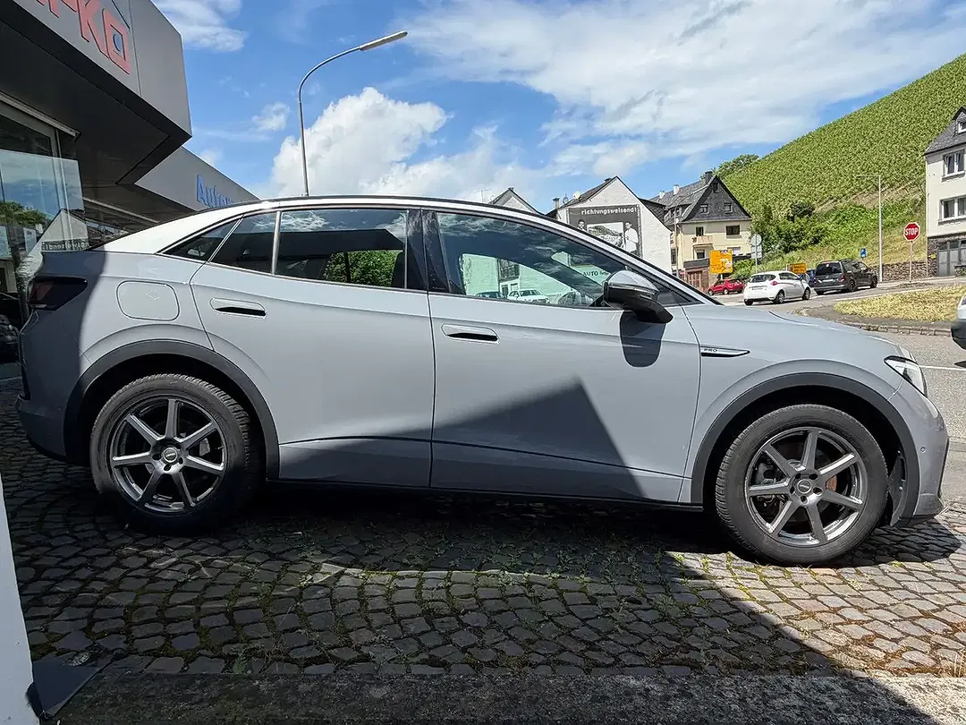 Volkswagen ID.5 - Thumbnail 8