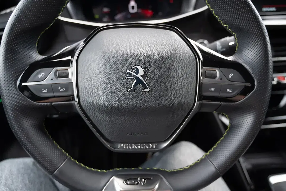 Peugeot 2008 - Thumbnail 15