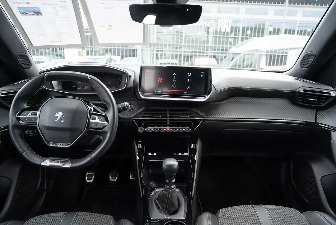Peugeot 2008 - Thumbnail 6