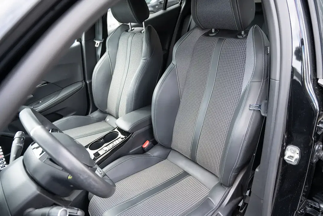 Peugeot 2008 - Thumbnail 7