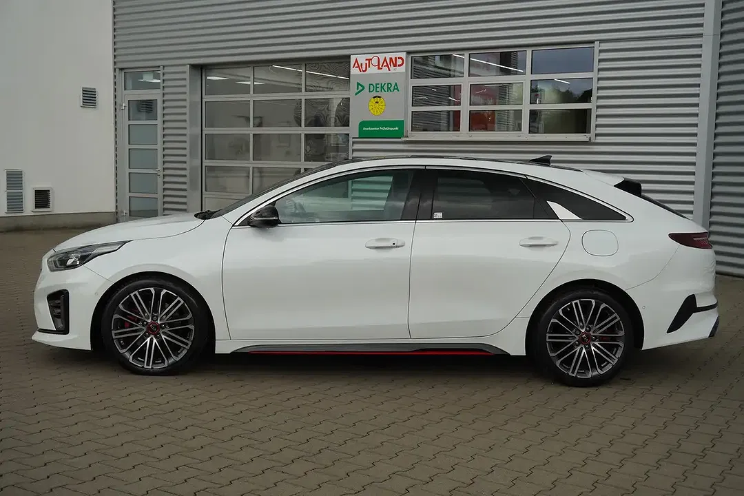 Kia ProCeed / pro_cee'd - Thumbnail 8