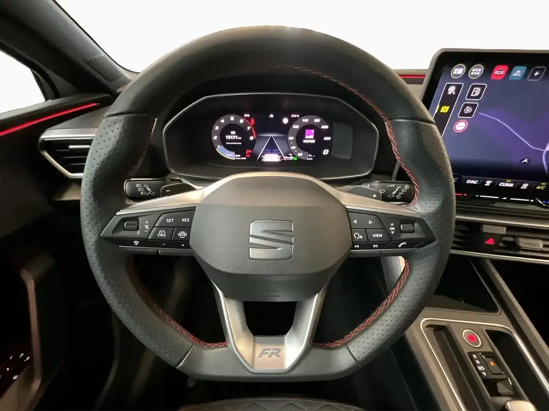 SEAT Leon - Thumbnail 10