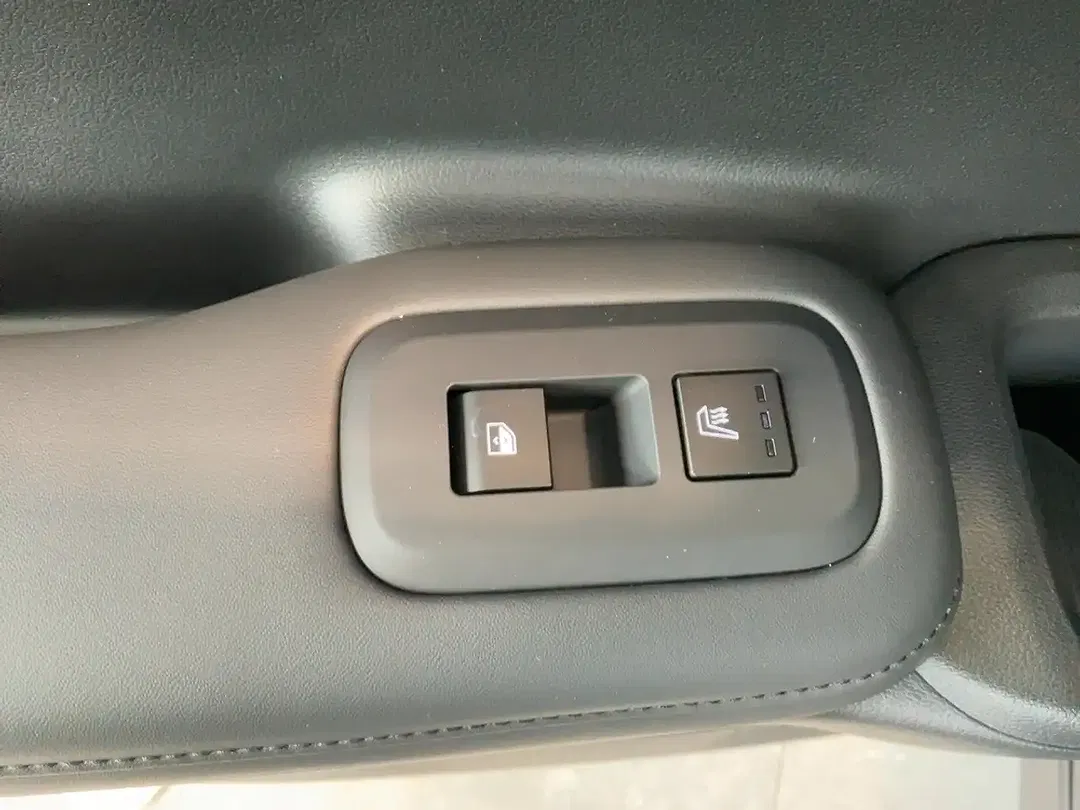 Hyundai SANTA FE - Thumbnail 15