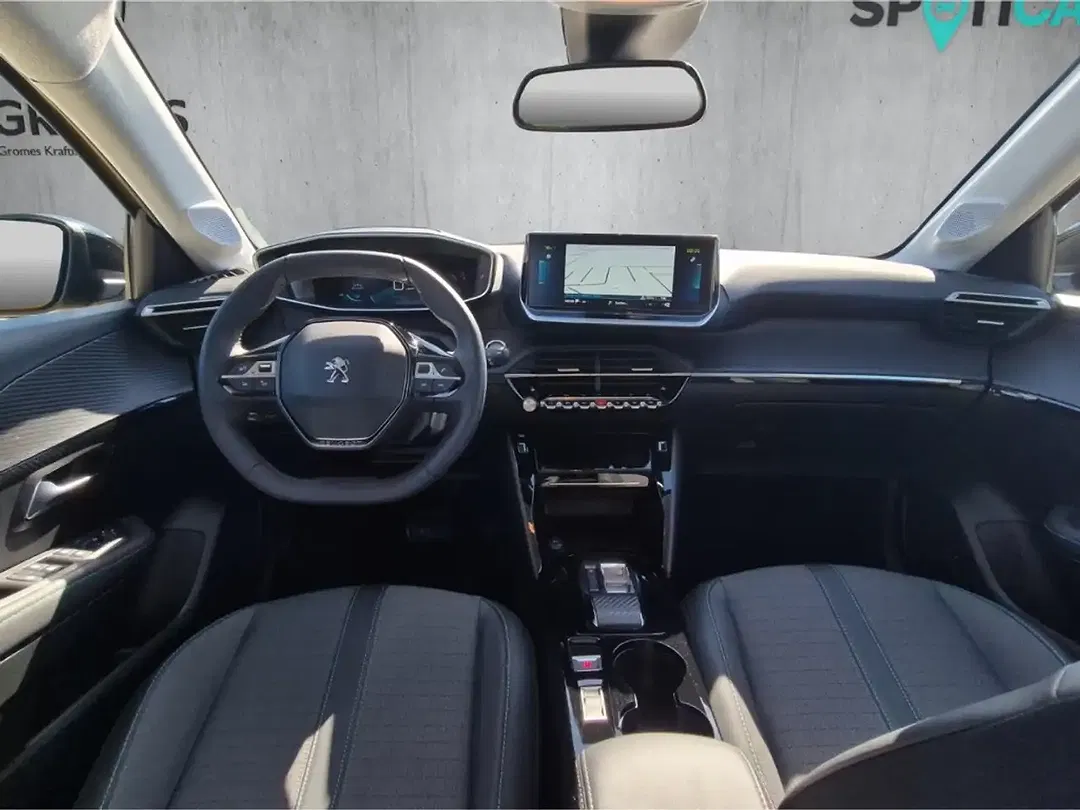Peugeot 208 - Thumbnail 12