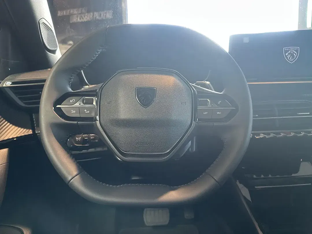 Peugeot 2008 - Thumbnail 11