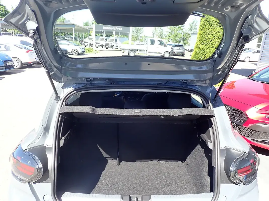 Dacia Sandero - Thumbnail 6