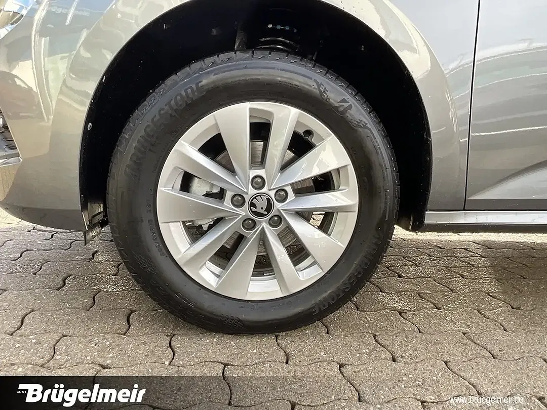 Skoda Kamiq - Thumbnail 13