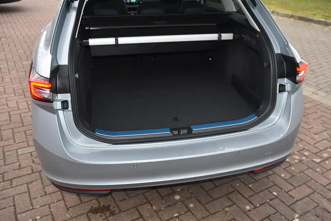 Skoda Superb - Thumbnail 13