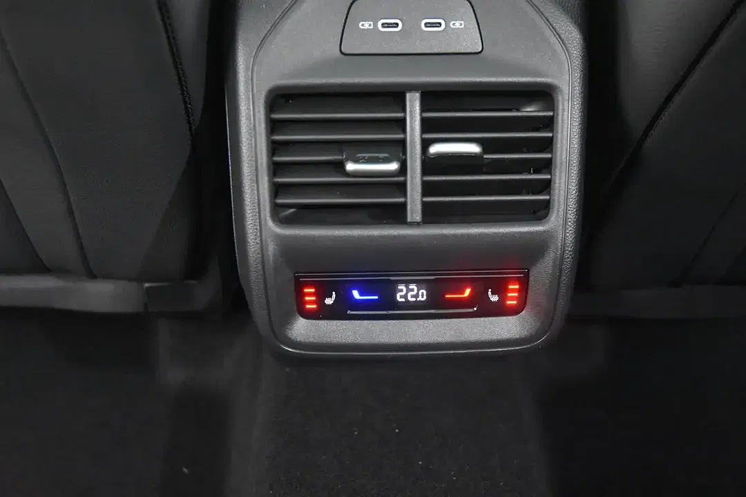 Skoda Superb - Thumbnail 16