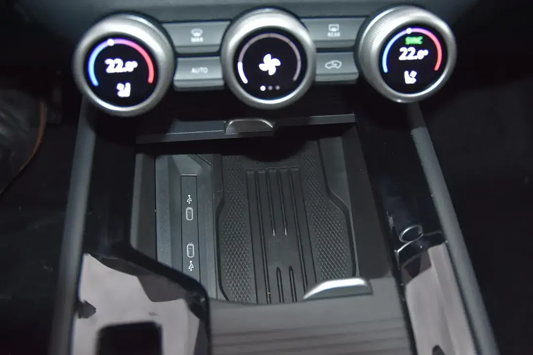 Skoda Superb - Thumbnail 18