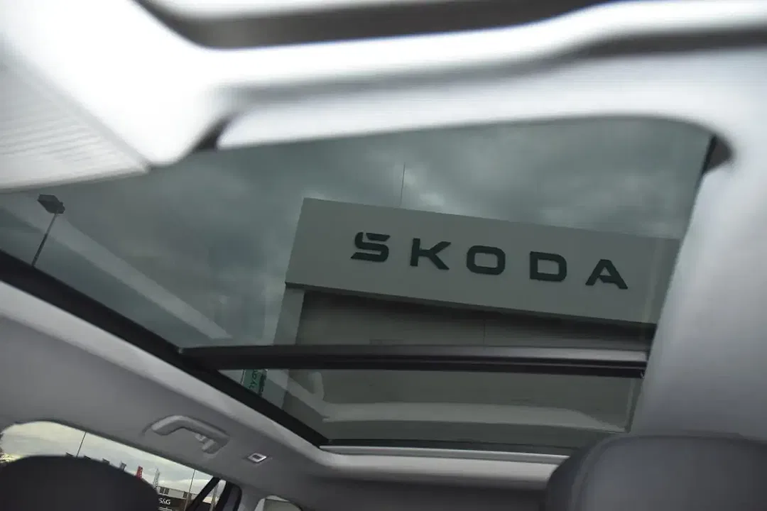 Skoda Superb - Thumbnail 19