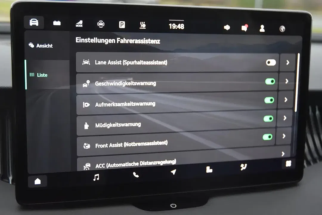 Skoda Superb - Thumbnail 24