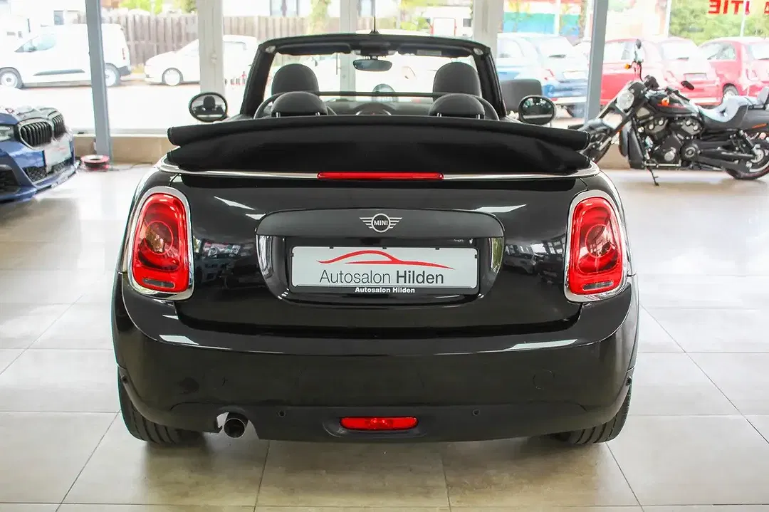 MINI One Cabrio - Thumbnail 5