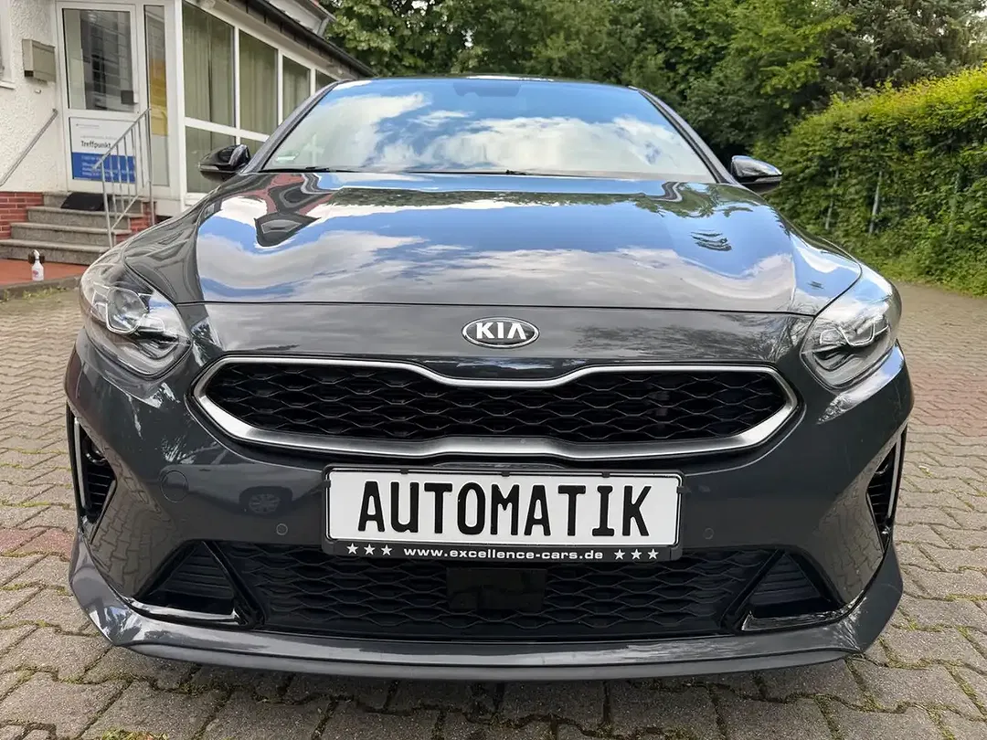 Kia Ceed / cee'd - Thumbnail 3