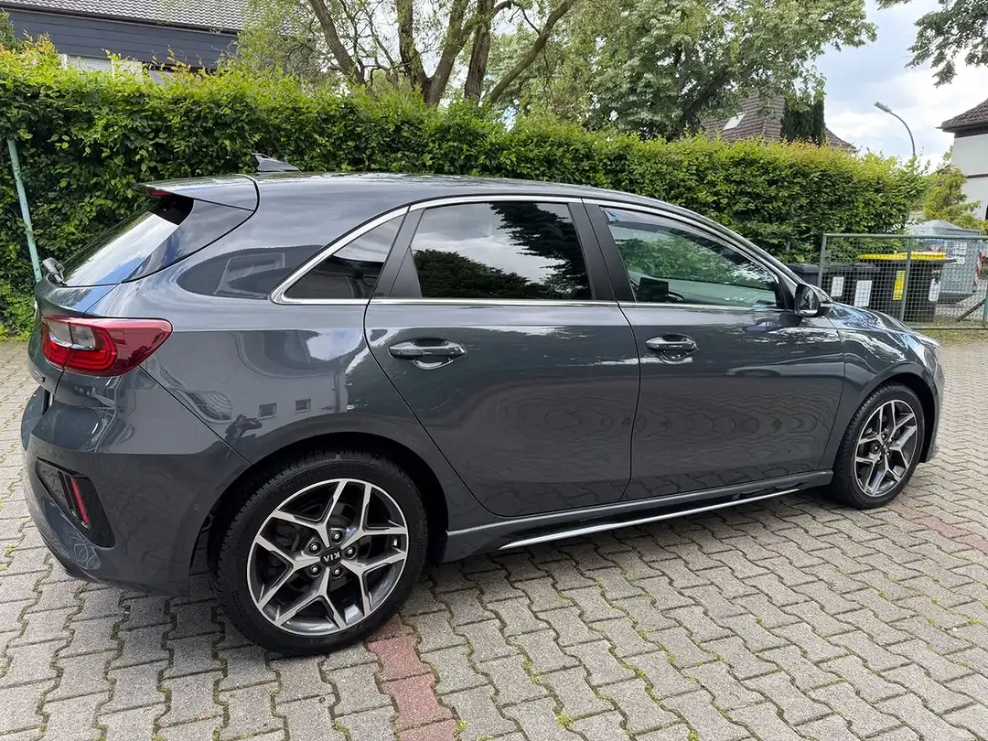 Kia Ceed / cee'd - Thumbnail 8