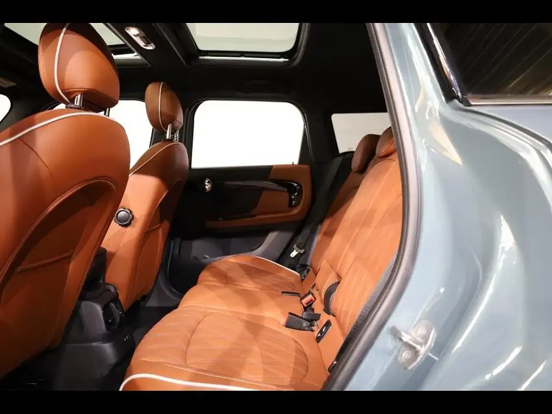 MINI One D Countryman - Thumbnail 10