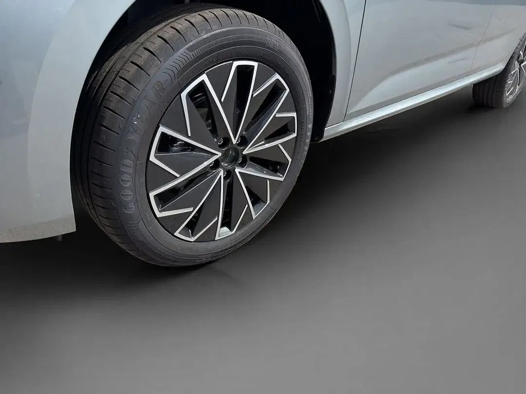 Skoda Kamiq - Thumbnail 9
