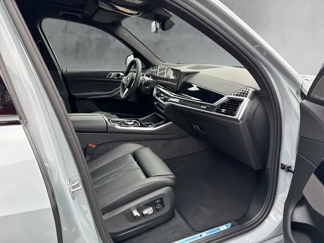 BMW X5 - Thumbnail 11