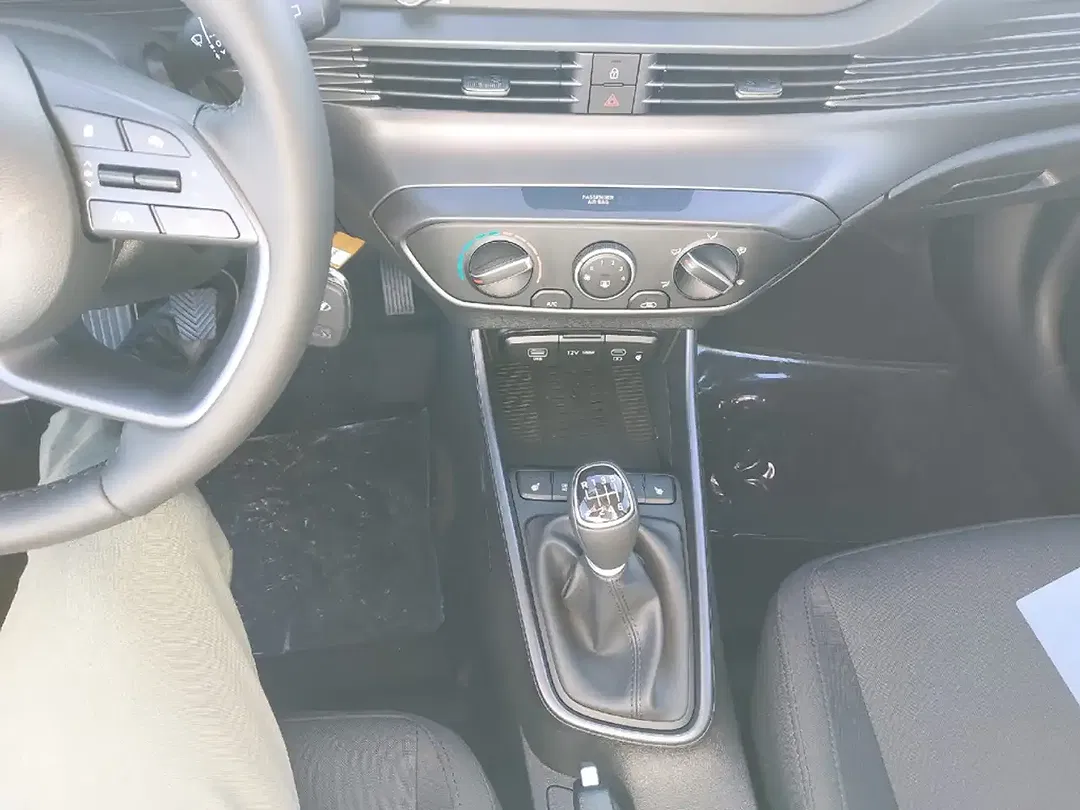 Hyundai i20 - Thumbnail 12