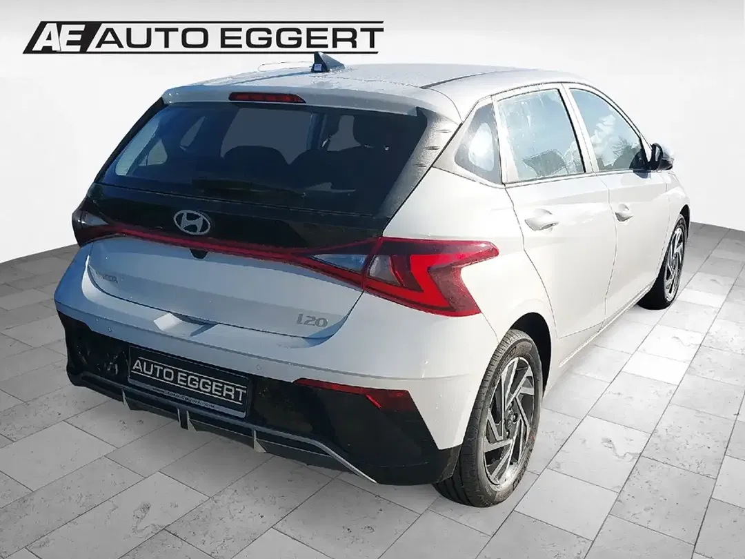 Hyundai i20 - Thumbnail 3