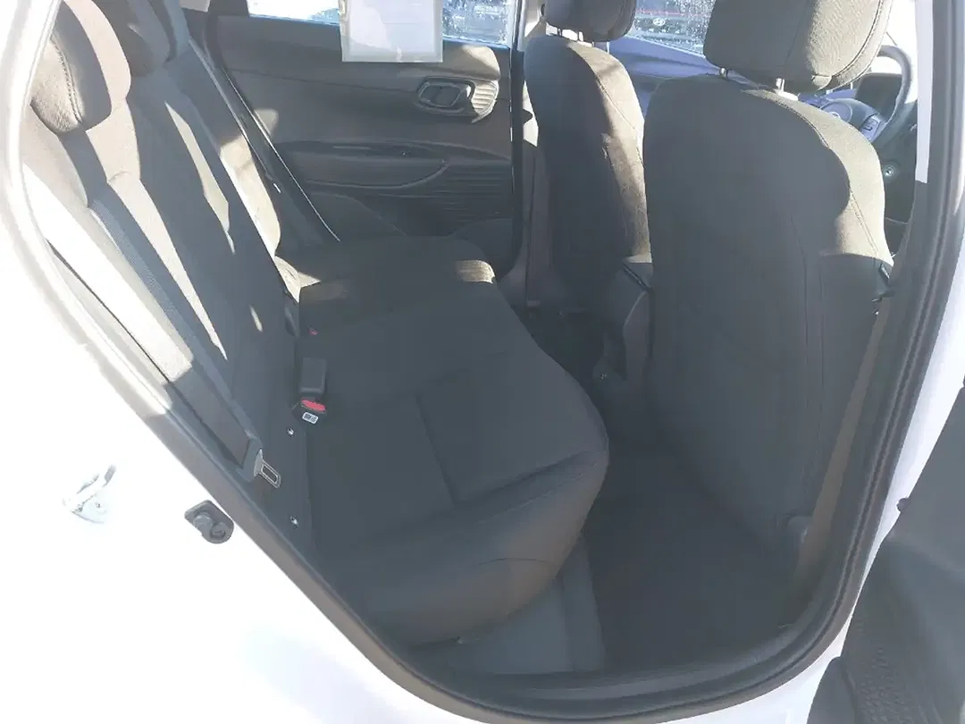 Hyundai i20 - Thumbnail 8