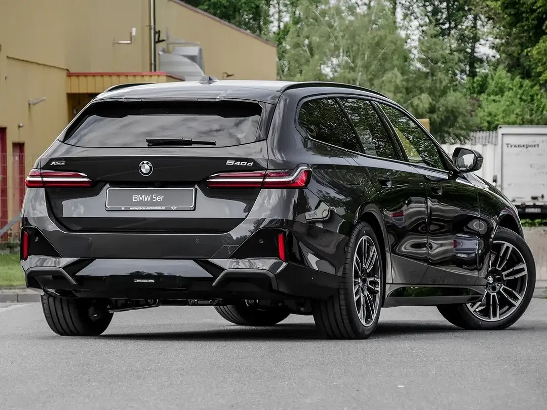 BMW 540 - Thumbnail 2