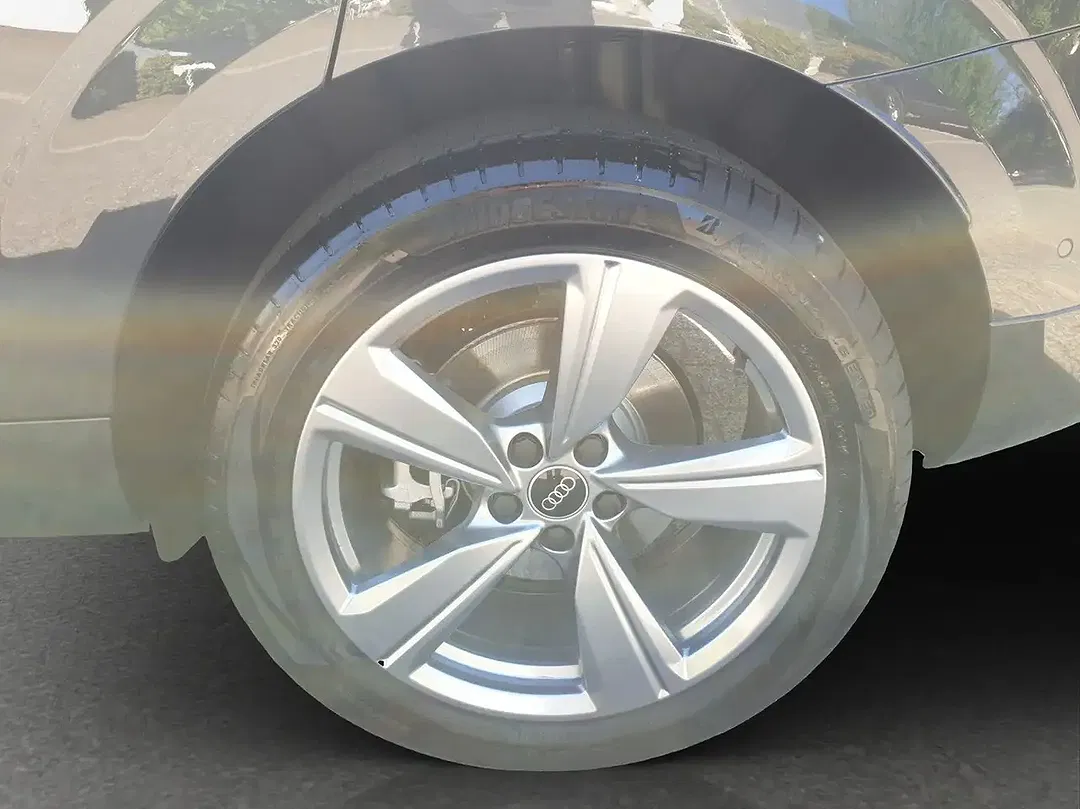 Audi Q3 - Thumbnail 12