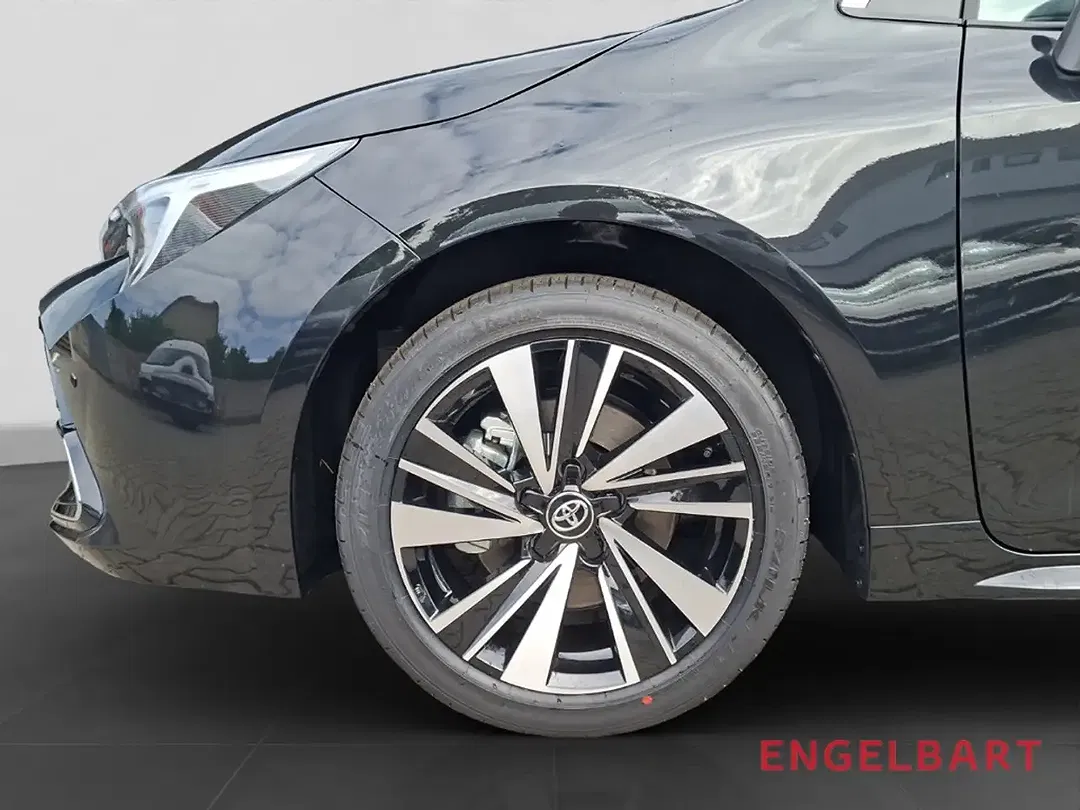 Toyota Corolla - Thumbnail 14