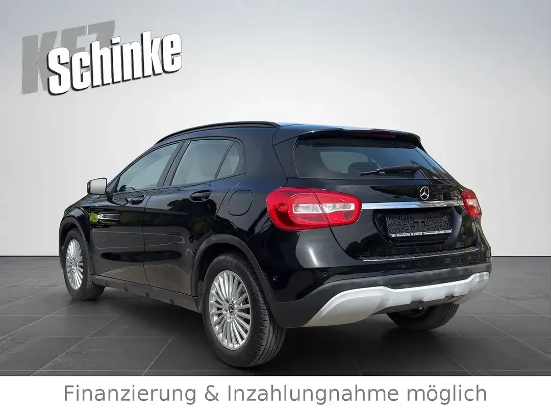 Mercedes-Benz GLA 200 - Thumbnail 5