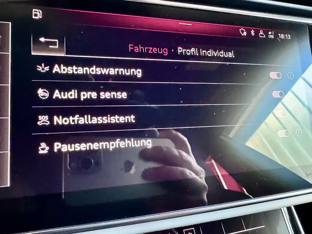 Audi SQ8 - Thumbnail 13