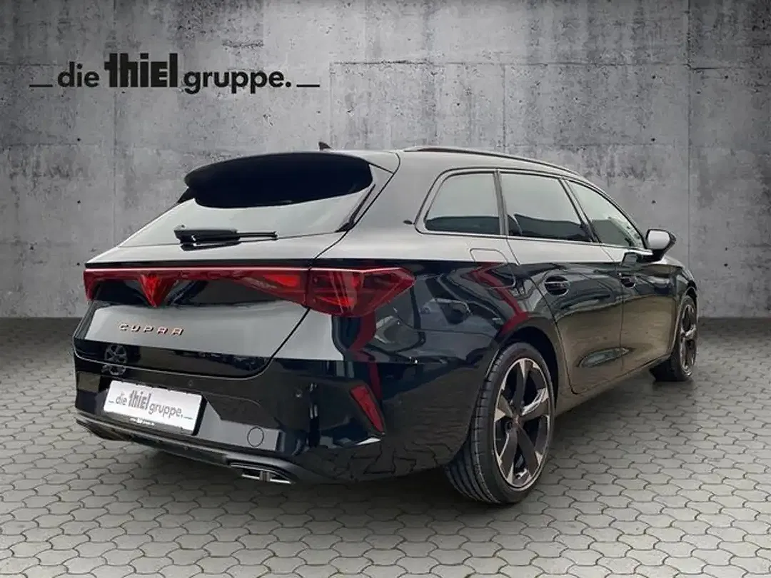 CUPRA Leon - Thumbnail 3