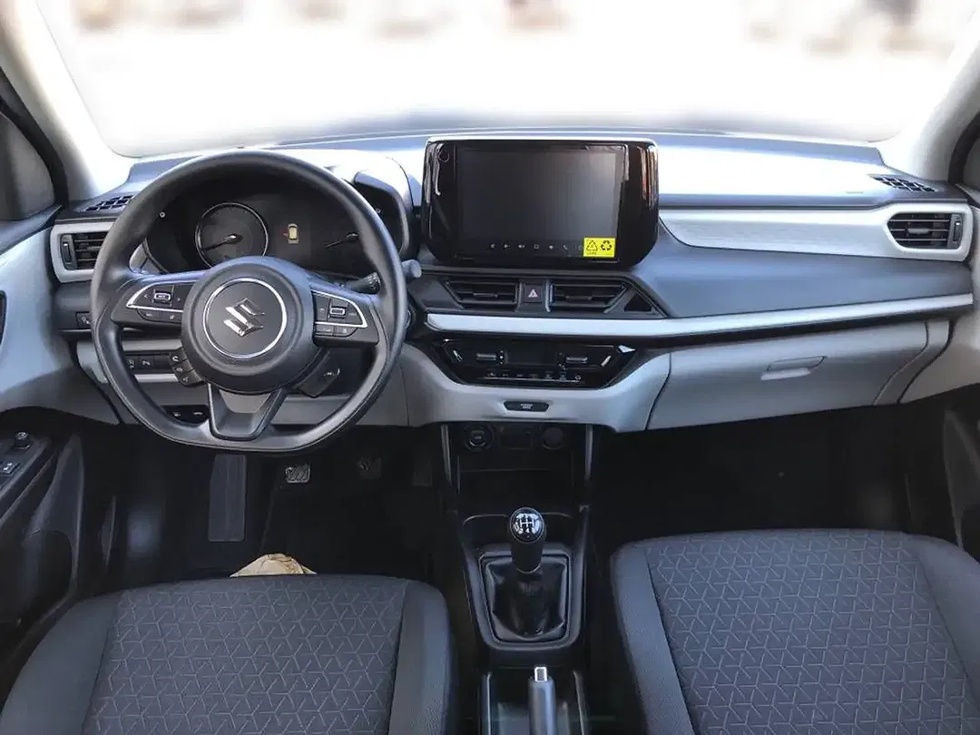 Suzuki Swift - Thumbnail 9