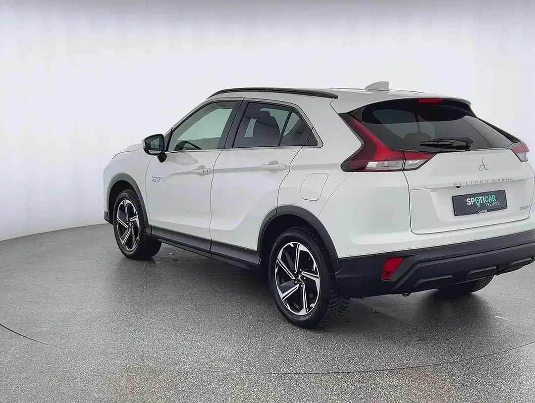Mitsubishi Eclipse Cross - Thumbnail 5