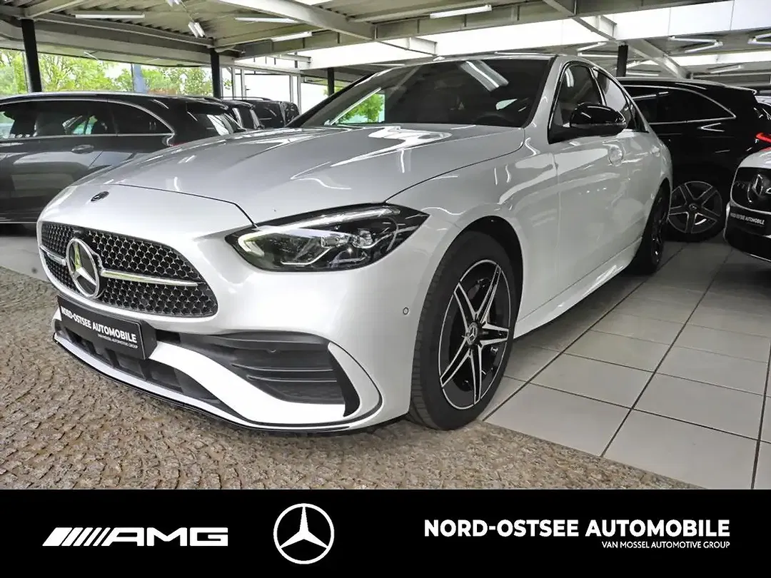 Mercedes-Benz C 300 - Thumbnail 6
