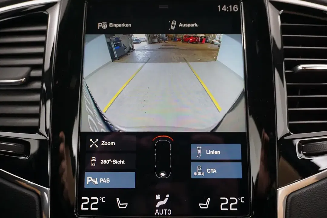 Volvo XC90 - Thumbnail 14