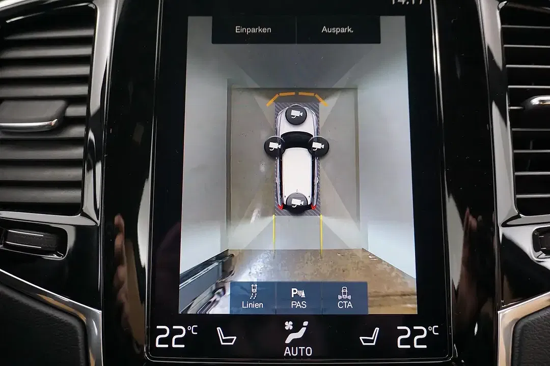 Volvo XC90 - Thumbnail 15
