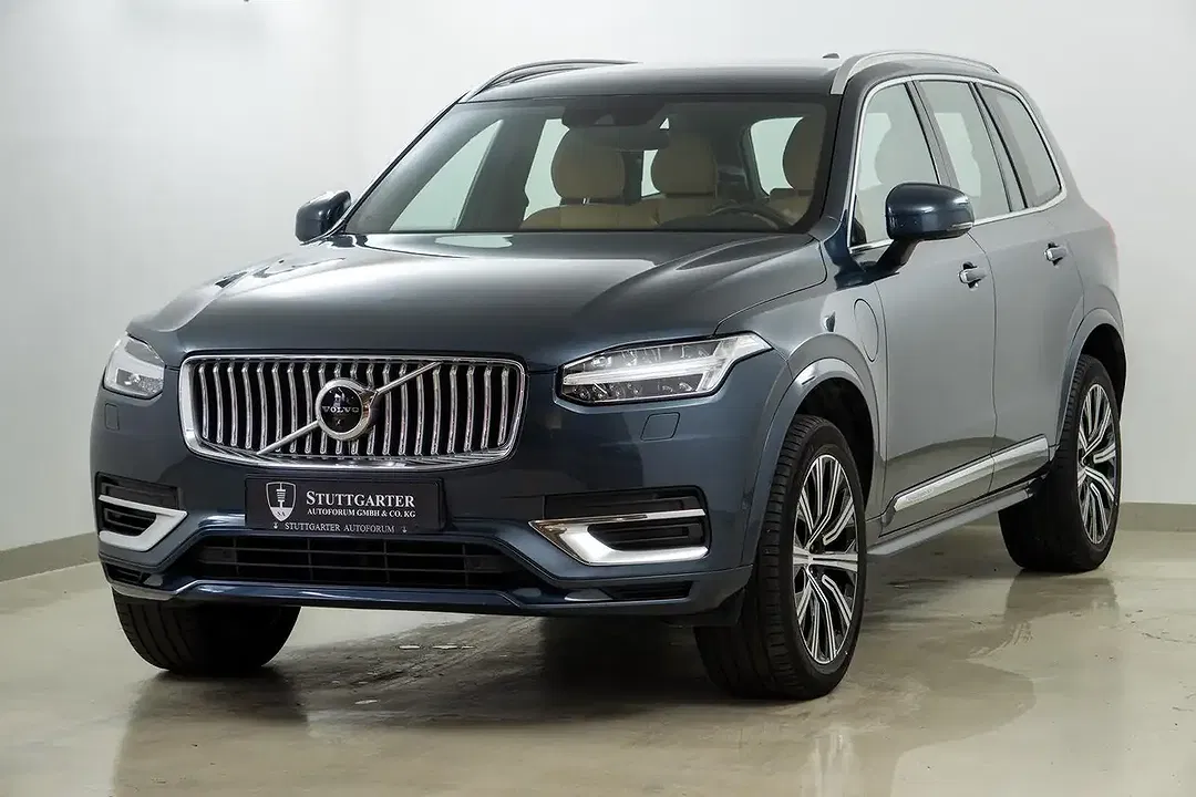 Volvo XC90 - Thumbnail 3