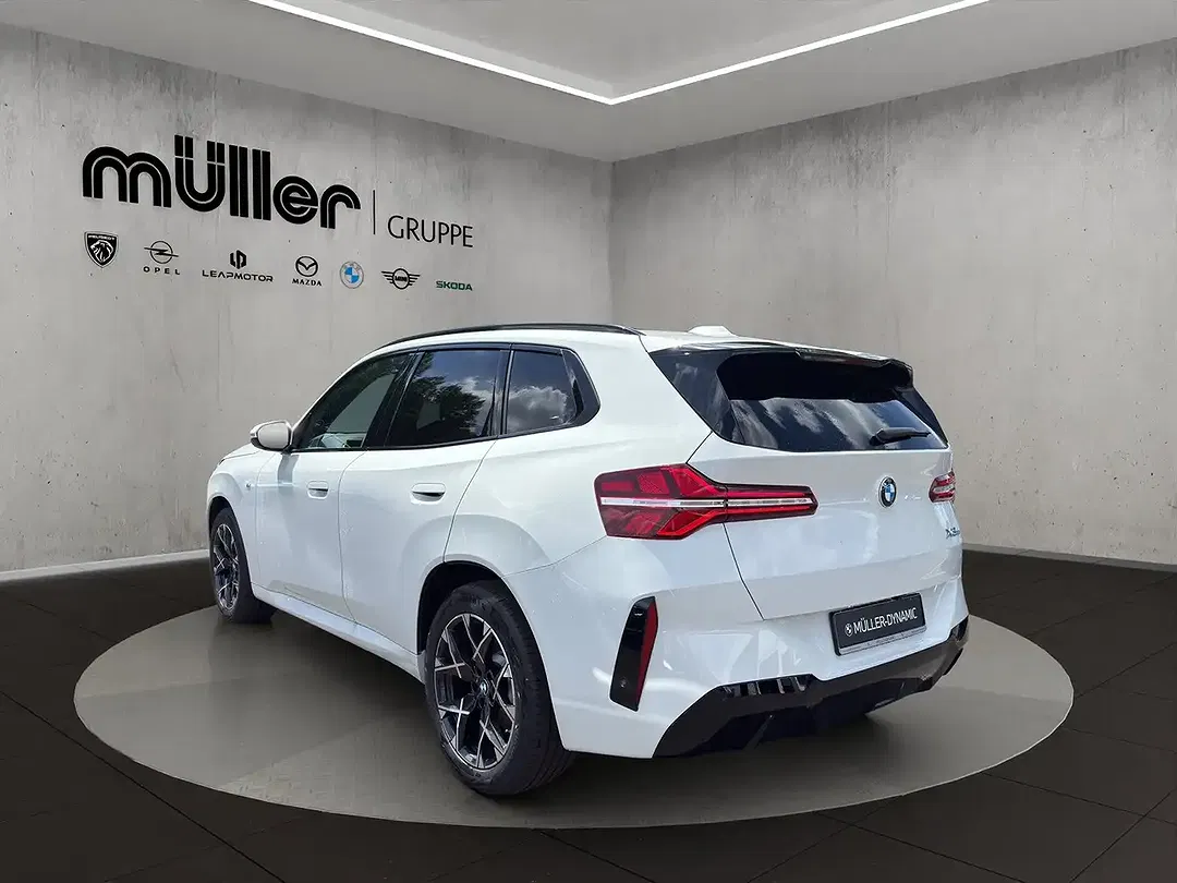 BMW X3 - Thumbnail 4