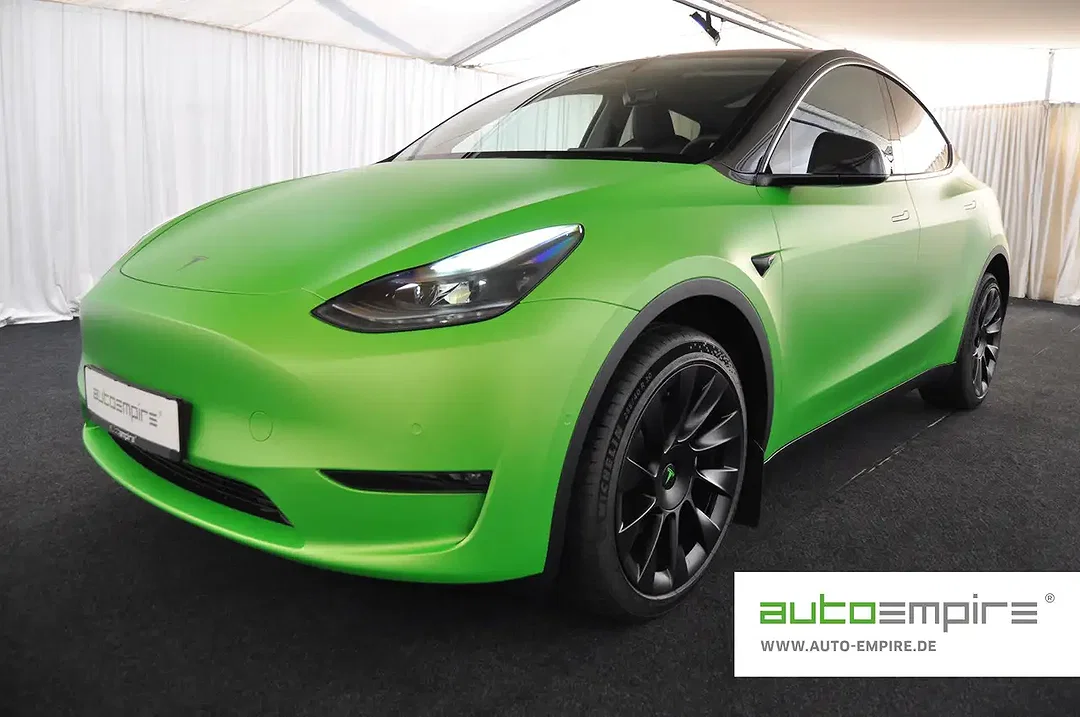 Tesla Model Y - Afbeelding 1