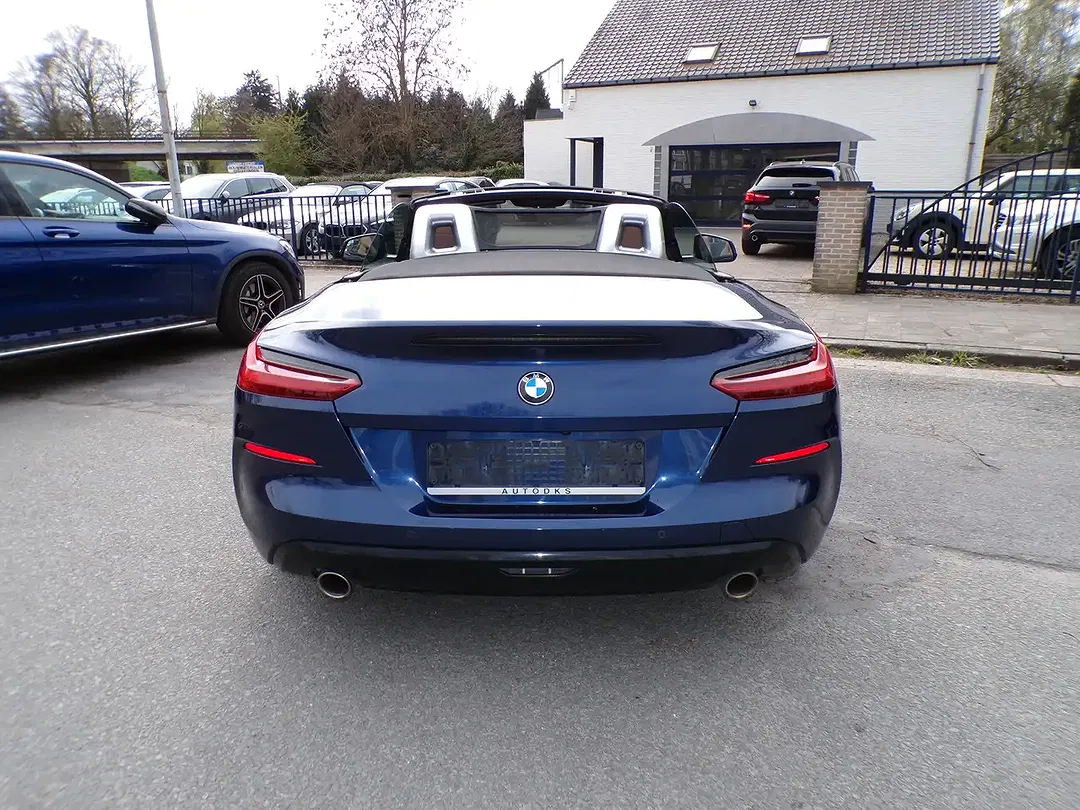 BMW Z4 - Thumbnail 5