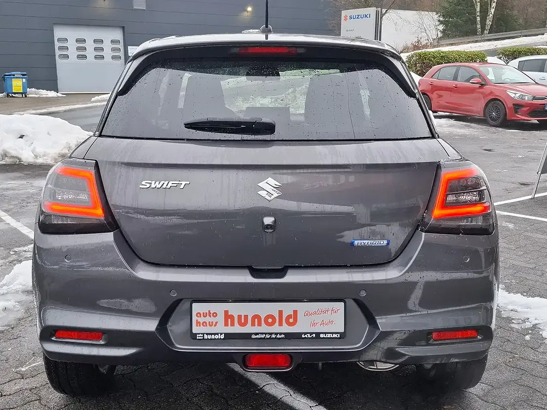 Suzuki Swift - Thumbnail 6