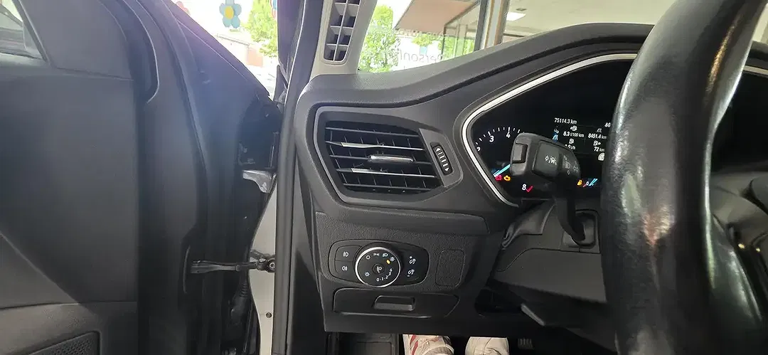 Ford Focus - Thumbnail 15
