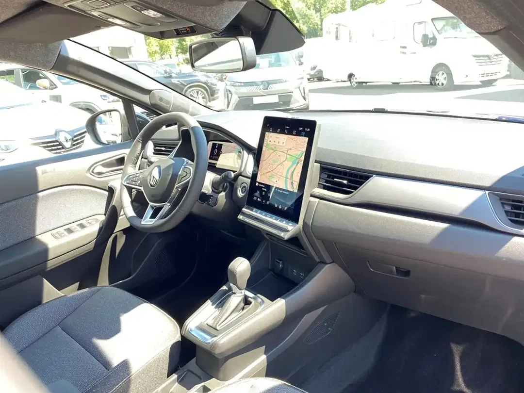 Renault Captur - Thumbnail 11